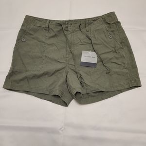 Calvin Klein Jeans shorts NWT Size 12